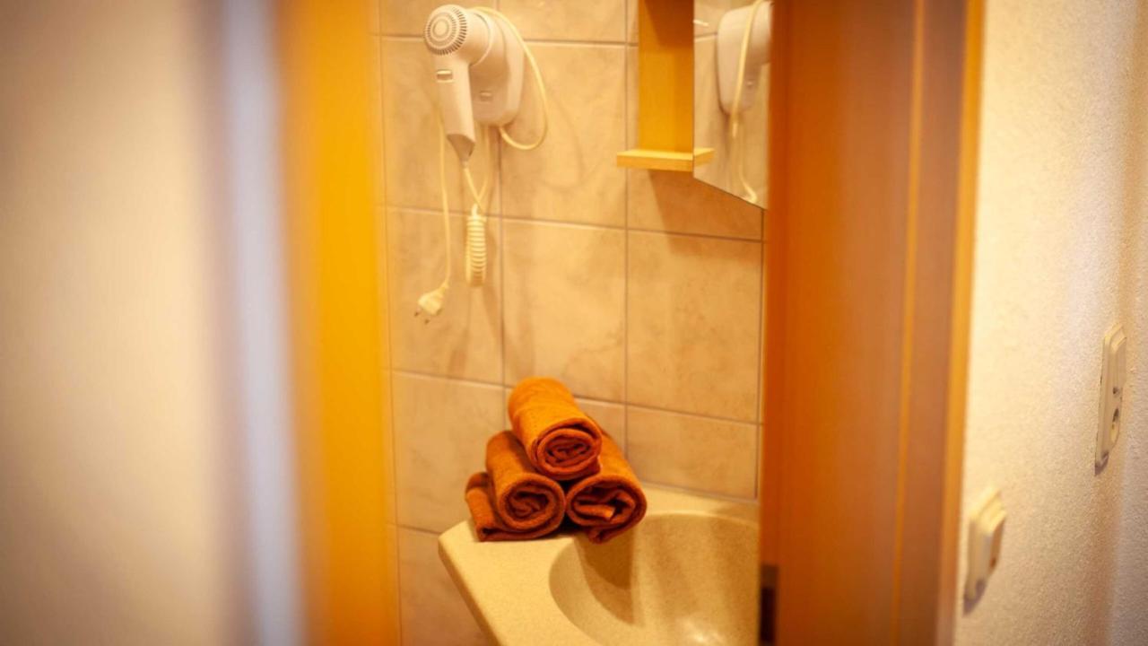 Hotel & Restaurant Zum Hirsch Romhild Kültér fotó