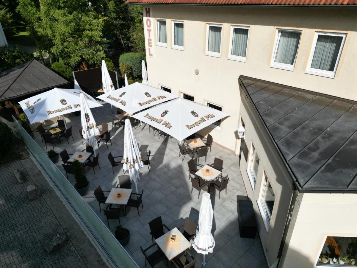 Hotel & Restaurant Zum Hirsch Romhild Kültér fotó