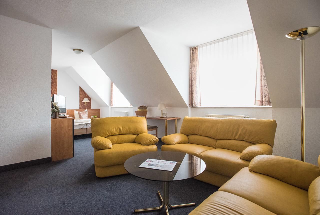 Hotel & Restaurant Zum Hirsch Romhild Kültér fotó